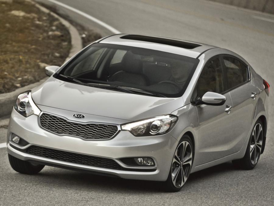  Kia Cerato Sedan 2012 года  (фото 13 из 29)
